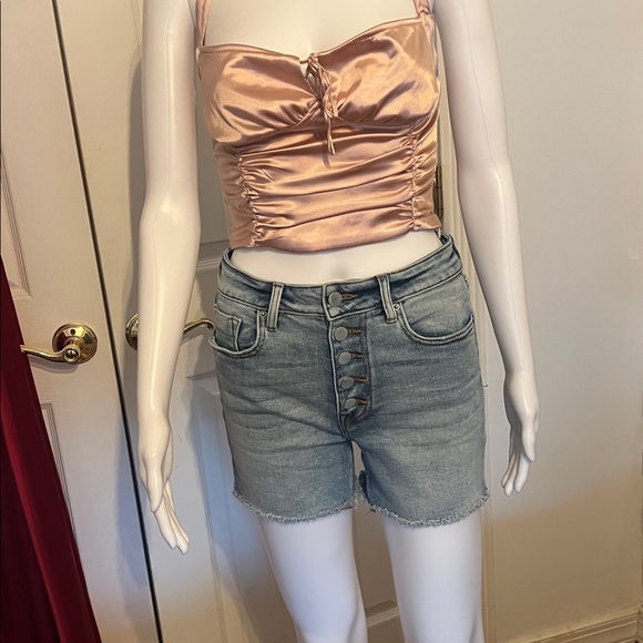 Aqua High Waisted Button Fly Denim Shorts
Size 26 - Picture 5 of 7